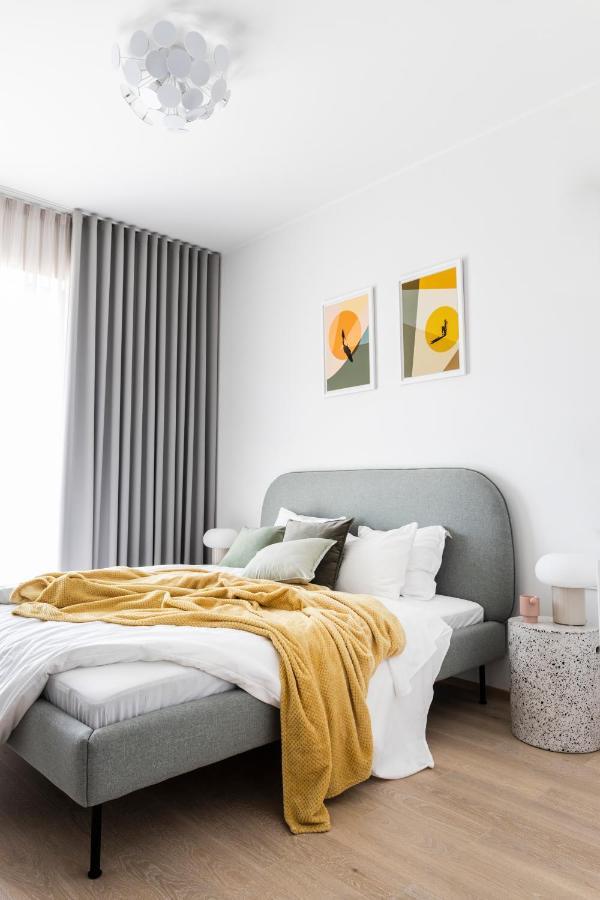 Kadriorg Plaza 2 Bedroom Free Parking Ταλίν Εξωτερικό φωτογραφία